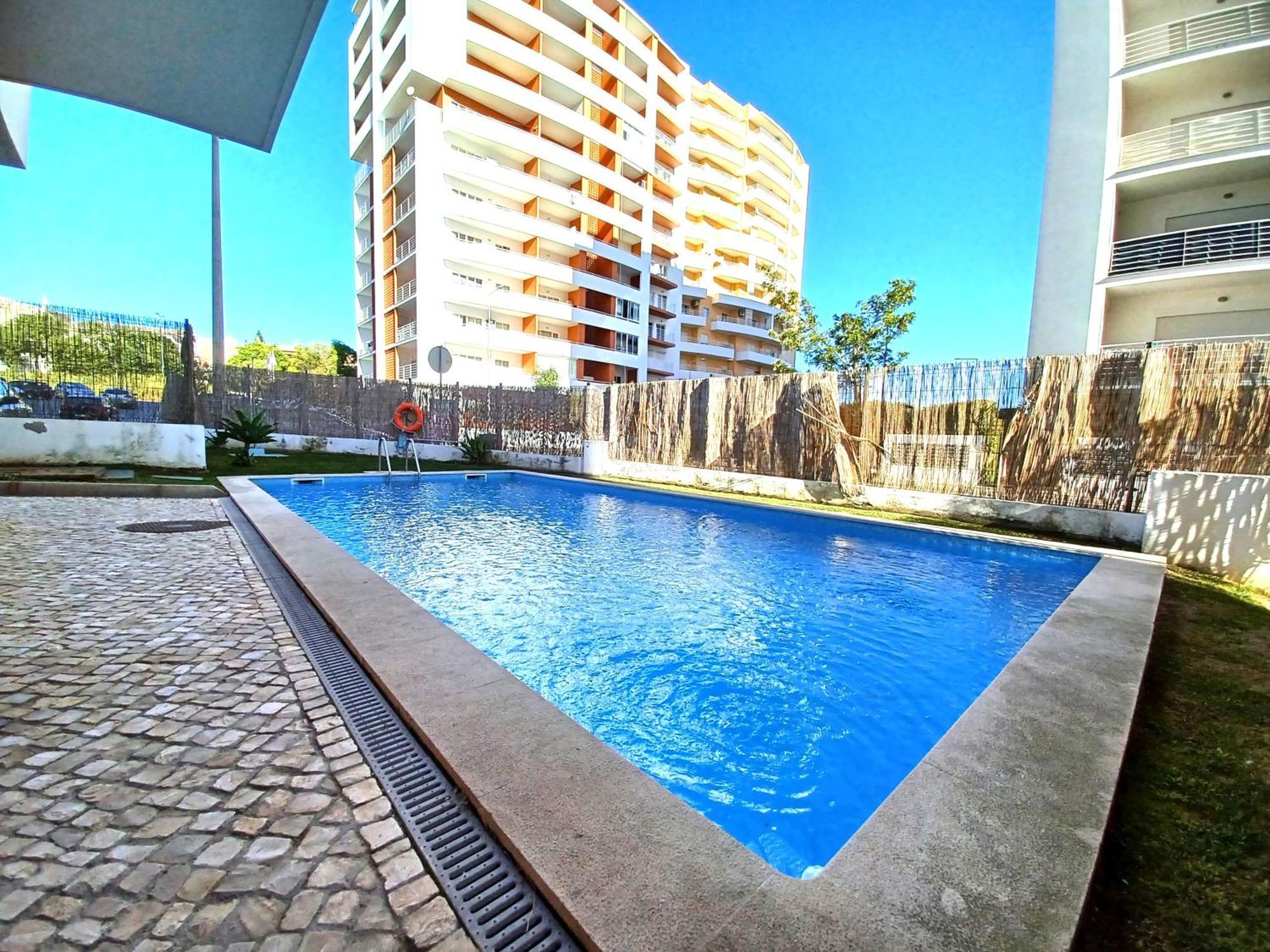 Edificio Lumina Sunshine Beach Apartment Portimão Exterior photo