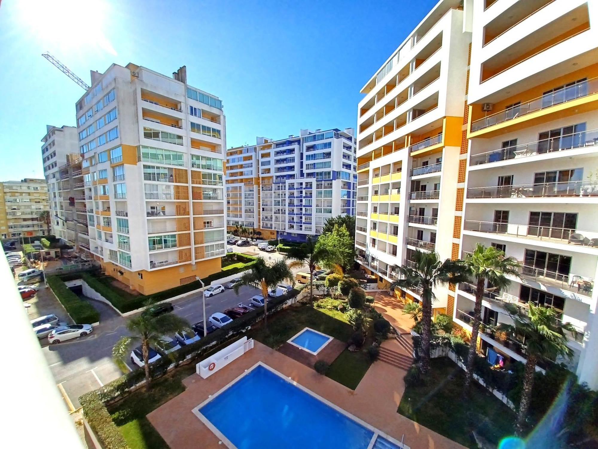 Edificio Lumina Sunshine Beach Apartment Portimão Exterior photo