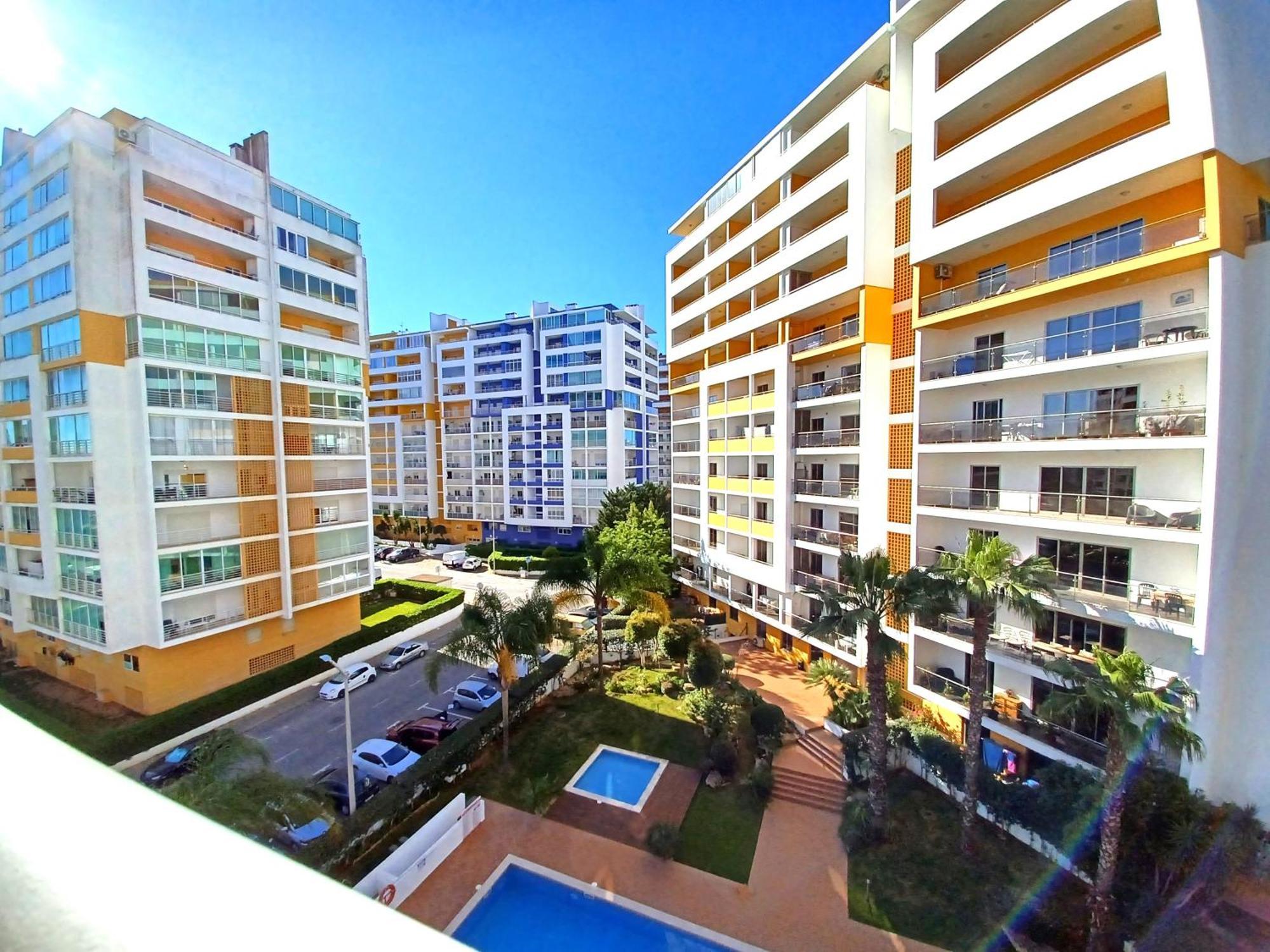 Edificio Lumina Sunshine Beach Apartment Portimão Exterior photo